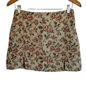 Size M – Floral Tapestry Mini Skirt w/ Side Slits